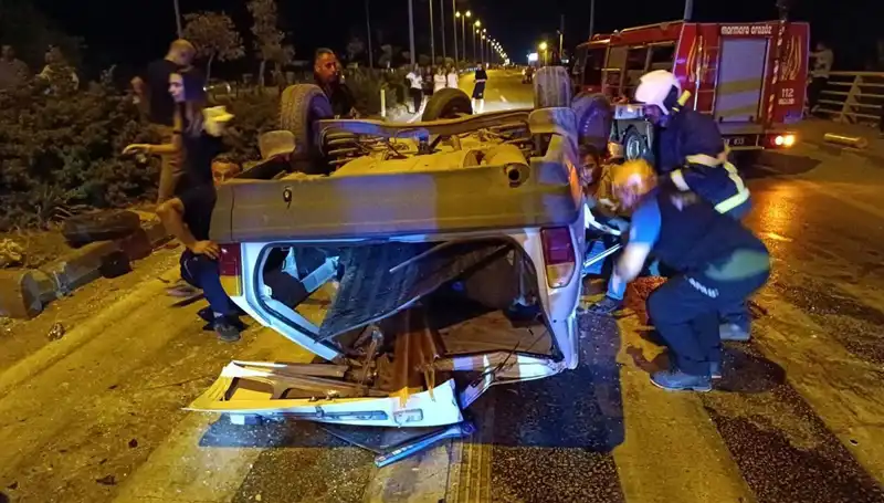 Kavşakta Feci Kaza: 7 Kişi Yaralandı, Durumu Ağır Olanlar Var!