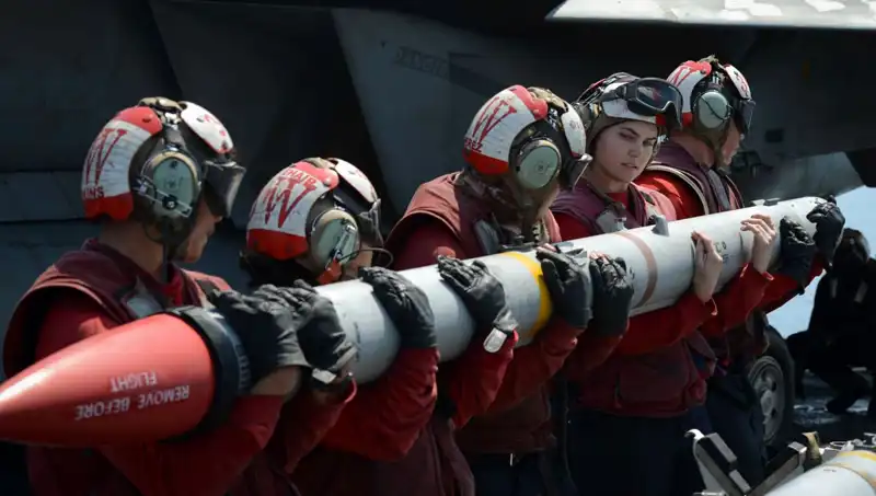 Amerikan Füzeleri Suudi Arabistan'a Gidiyor: Stratejik Bir Hamle Mi?
