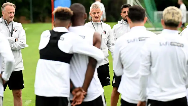 Solskjaer'den Futbolculara Sert Eleştiri: Saha Performansları Yetersiz!