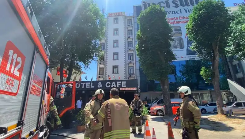 Fatih'te Otel Yemekhanesinde Büyük Yangın: Neler Yaşandı?