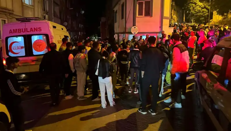 Balıkesir'de Sokak Ortasında Kan Donduran Kavga: Bir Ölü, Bir Yaralı!