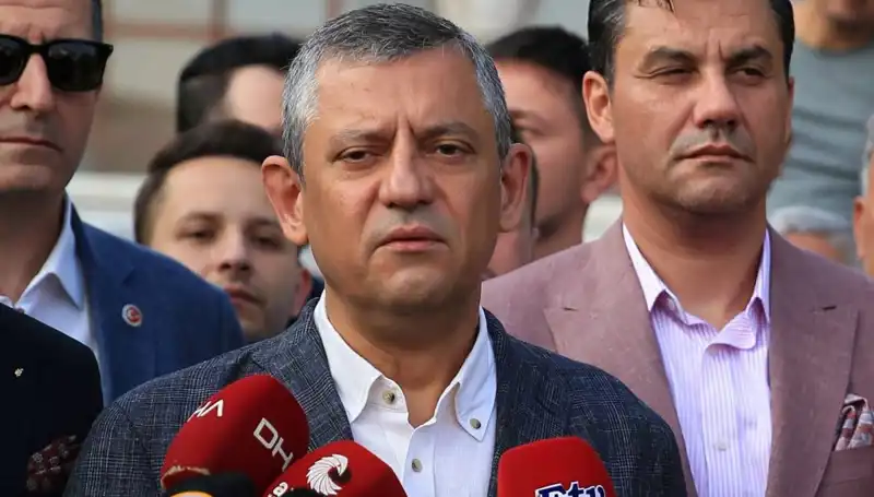 Özgür Özel: "Seçim Sandığını Ortadan Kaldırma Planları Var"