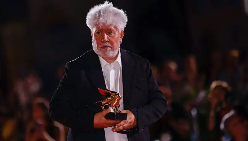 Almodóvar'dan Gazze İçin Hükümete Acil Çağrı: Sanat ve Siyaset Birleşiyor