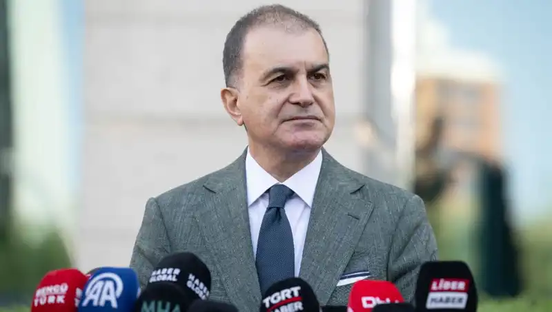 Ömer Çelik'ten Özel'e Sert Yanıt: Meşru Demokratik Alan Tehdit Altında mı?