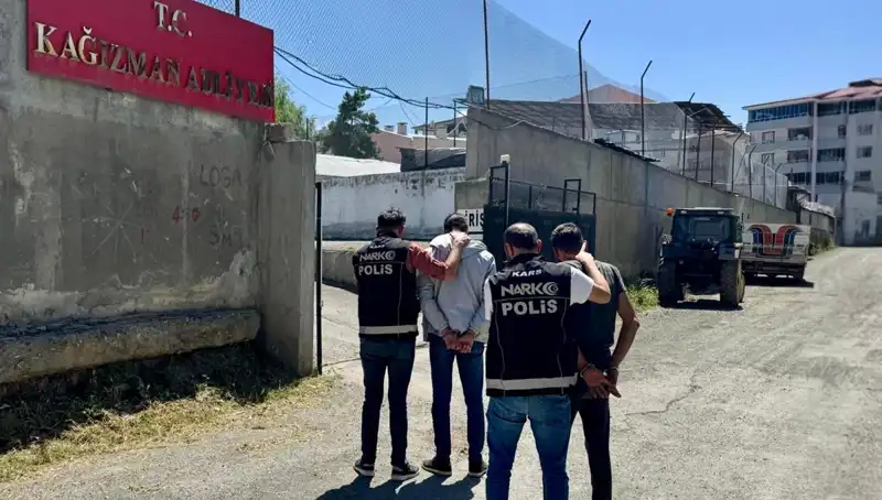 Kars'ta Uyuşturucu Operasyonunda İki Kişi Tutuklandı: Detaylar Burada!