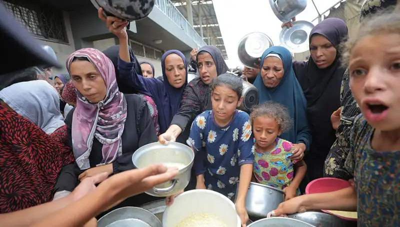 Gazze'de Açlık Krizi Derinleşiyor: Ölü Sayısı 222'ye Yükseldi!