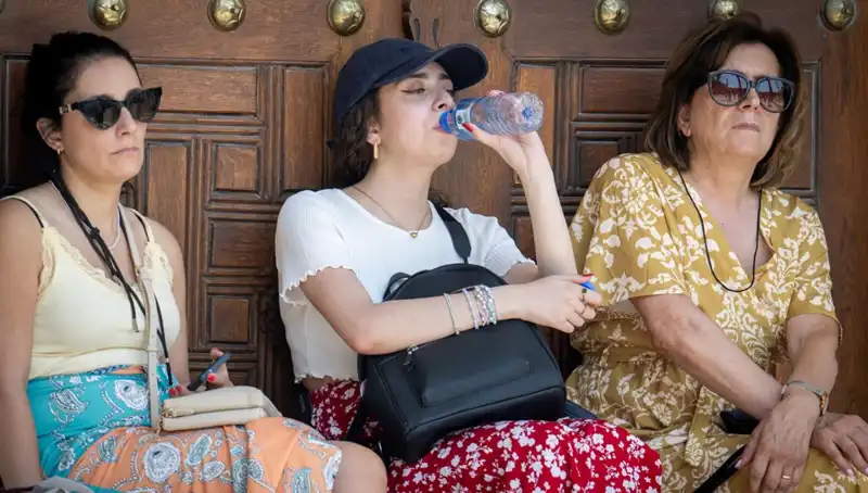 23 İl Sağlık Alarmında: Sıcaklıklar 40 Derecenin Üzerine Çıktı