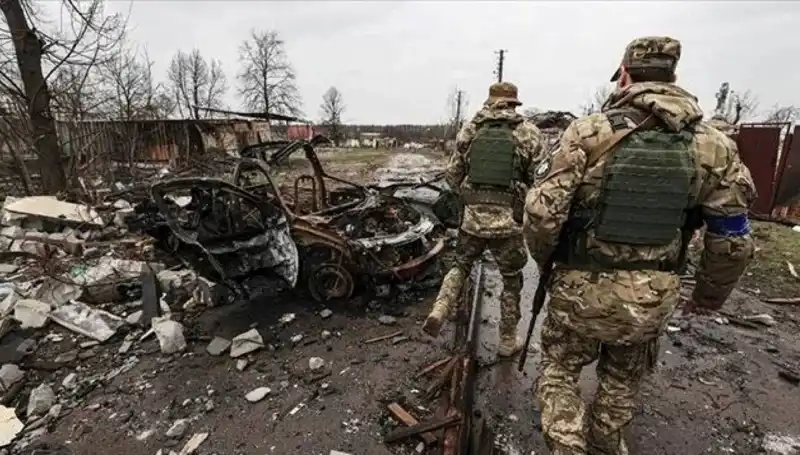 Rusya, Luhansk'ta Tam Kontrolü Sağladı: Savaşın Seyrini Değiştiriyor Mu?