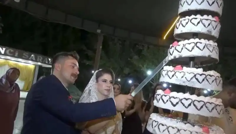 Düğün Törenini Felakete Dönüştüren Olay: Hastaneye Koşan Gelin
