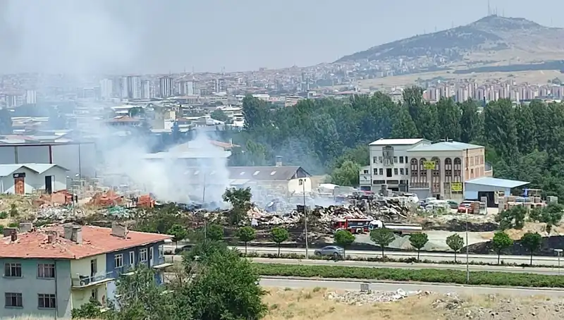 Otluk Alandaki Yangın, Depoyu Alev Alev Yaktı! Nedenleri Neler?