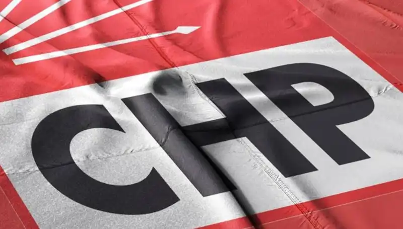 Bayrampaşa'da Sıcak Gelişme: CHP'li Üye Murat Salman İstifa Etti!