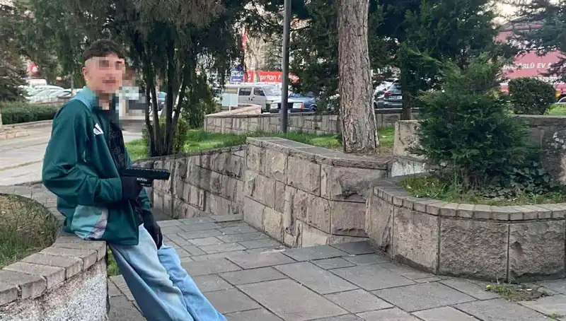 Yol Verme Kavgası Feci Sonuçlandı: Üç Kardeş ve Babalar Tutuklandılar