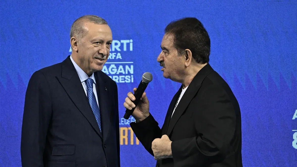 Cumhurbaşkanı Erdoğan, İbrahim Tatlıses ile Sahnede Buluştu: Şarkılar Birleştirdi