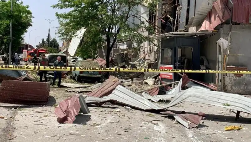 Gaziantep Fabrikasında Patlama: Yaralılar ve Korku Dolu Anlar
