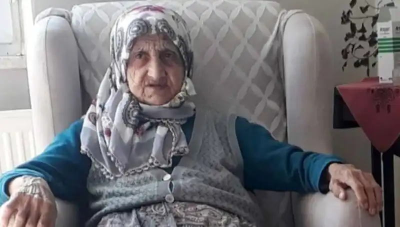 Otomobil Kazası: Yaşlı Kadın Hayatını Kaybetti, Olayın Detayları Şok Edici