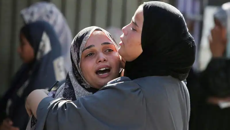 Gazze'deki İzdihamda 21 Filistinli Hayatını Kaybetti: İsrail Ordusunun Müdahalesi