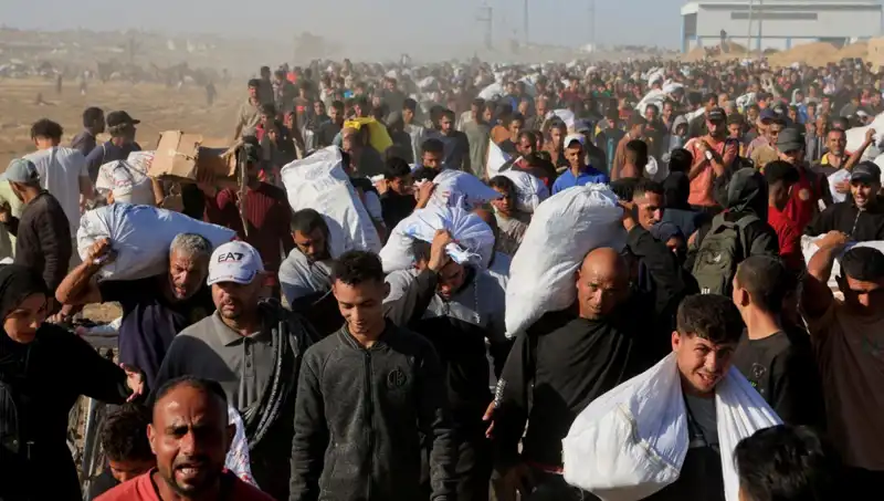İsrail Ordusu, Han Yunus'ta Kuşatma Başlattı: Yeni Gelişmeler