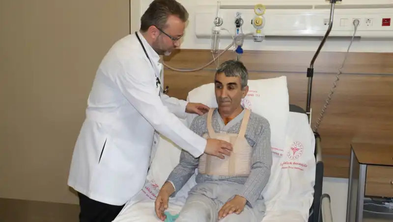 Hayatta Kalma Mücadelesi: 6 Ayda 2 Kez Aort Damarı Yırtılan Hasta