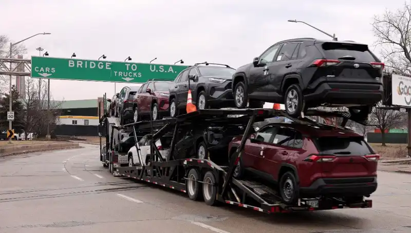 Toyota, ABD Pazarında Hibrit Araç Yatırımlarını Artırıyor