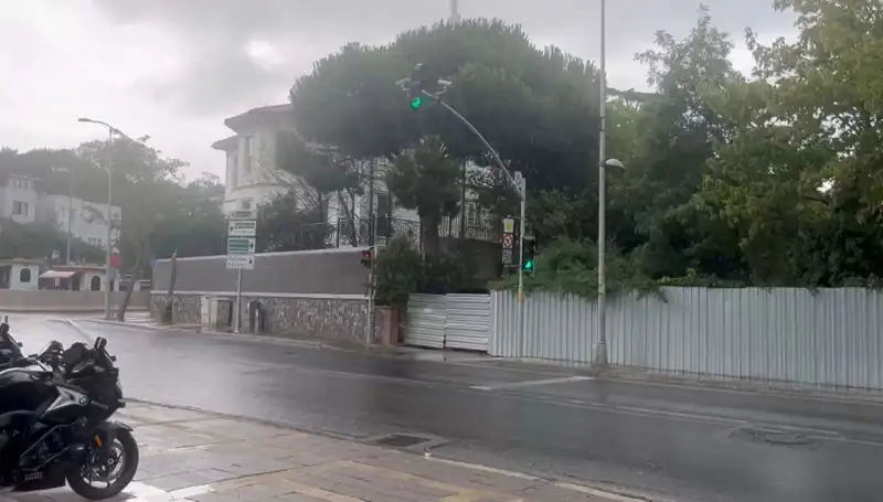İstanbul'da Etkili Sağanak: Neler Oluyor?