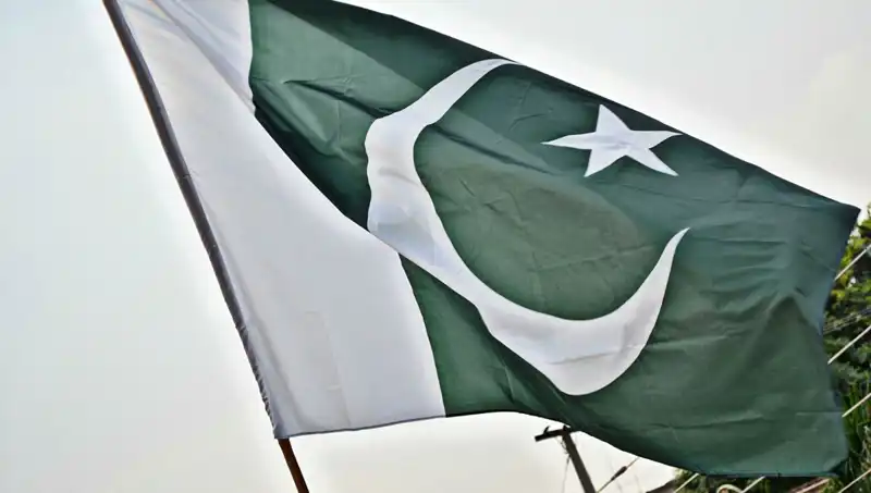 Pakistan'da Çöken Bina: Ölü Sayısı Artıyor, Arama Kurtarma Çalışmaları Devam Ediyor