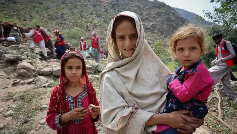 Afganistan'da Uykuda Yakalayan Deprem: Binlerce Can Aldı, Büyük Yıkım Yaşandı