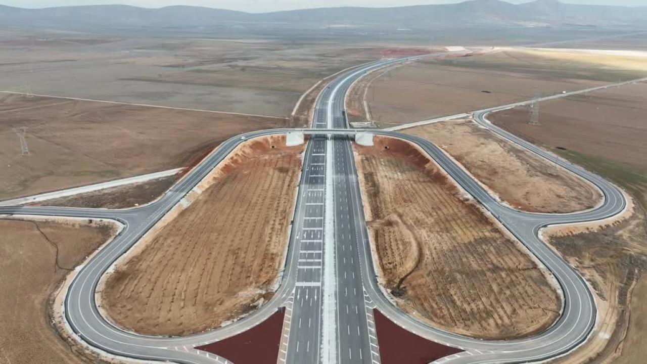 Konya Çevre Yolu'nun ikinci bölümü hizmete açıldı