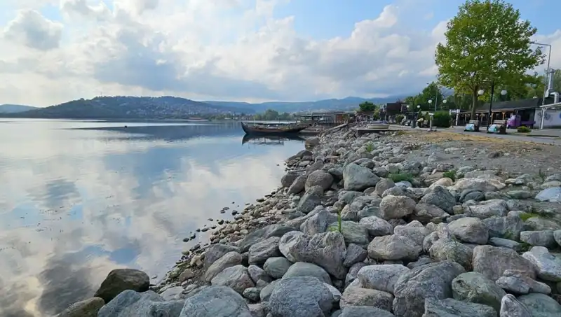 Sapanca Gölü’nde Su Seviyesindeki Düşüş: Nedenleri ve Koruma Önerileri