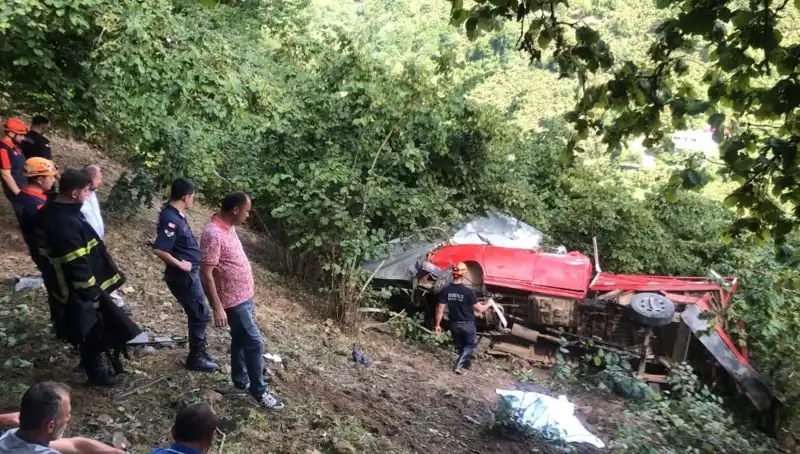 Fındık İşçilerini Taşıyan Araç Şarampole Yuvarlandı: Neyin Beklenmedik Sonuçları?