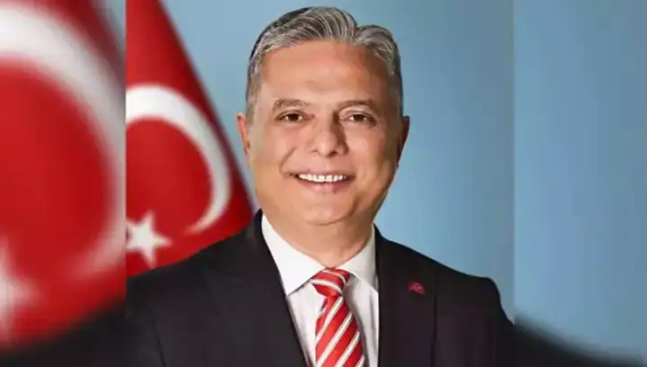 Ümit Uysal: CHP Genel Başkan Adayı ve Politika Kariyerinin Dönüm Noktaları