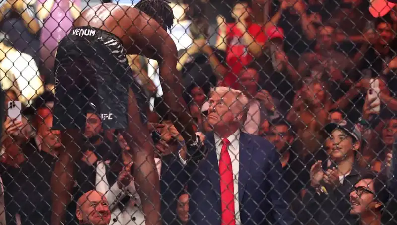 Donald Trump, Beyaz Saray Bahçesi'nde Tarihi UFC Maçı Düzenliyor