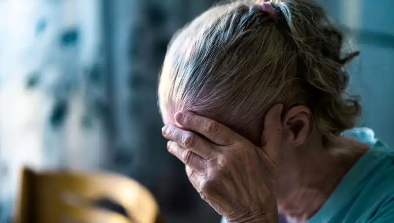 Nöroloji Uzmanından Çarpıcı Açıklama: Alzheimer'a Neden Olan Alışkanlıklar