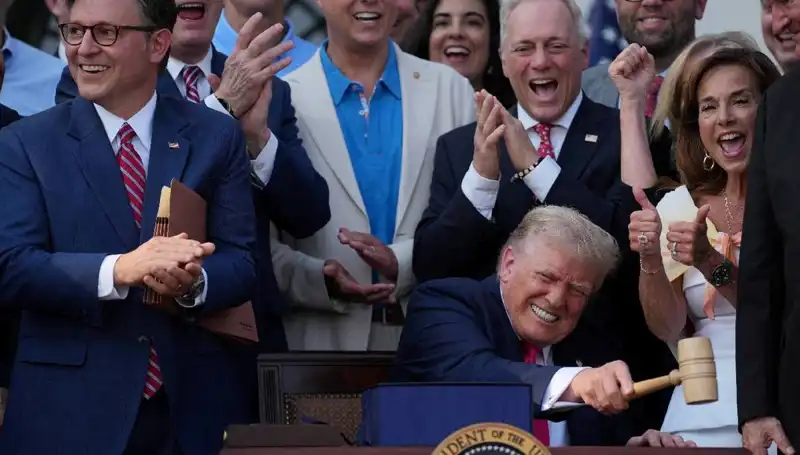Trump'ın "Büyük, Güzel Yasa Tasarısı": Neler Değişecek?